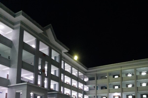 Quảng Nam: Dù khó khăn nhưng vẫn cố gắng tiếp nhận đồng bào từ nước ngoài về - Anh 1