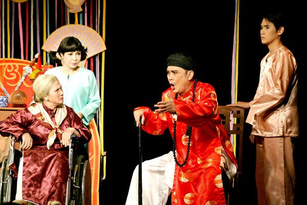 "Phân luồng", chia ca tập vở - ảnh 1