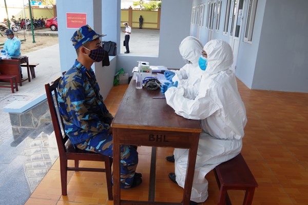 Quân dân Trường Sa phòng dịch Covid-19 để đón ngày hội non sông - Anh 2