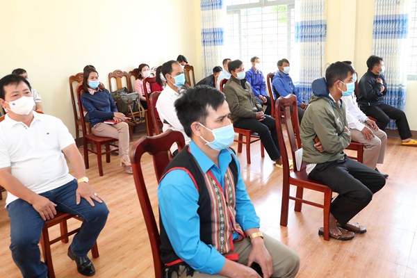 Bộ trưởng Bộ VHTTDL Nguyễn Văn Hùng: “Sẽ nỗ lực, đồng hành cùng Kon Tum “xây tổ đón đại bàng” về đầu tư - Anh 4