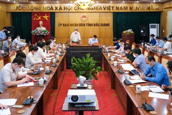 Sáng 16.5, Bắc Giang tăng 98 ca, Bộ Y tế về địa phương ngay trong đêm - Anh 1