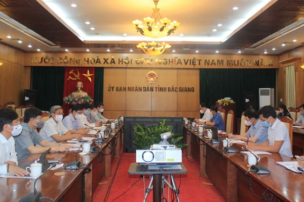 Tăng 68 ca, đề xuất thành lập bộ phận thường trực của Bộ Y tế tại Bắc Giang - Anh 1