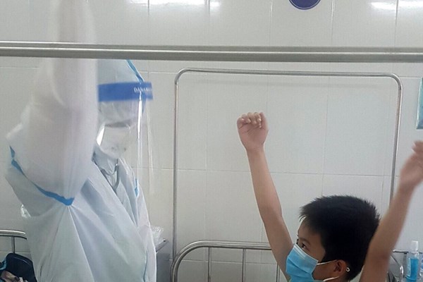 Tăng cường công tác phòng chống dịch bệnh trước và trong thời gian bầu cử - Anh 1