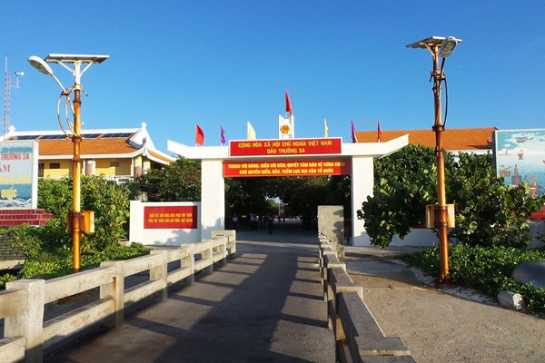 Cầu truyền hình trực tiếp “Ngày hội toàn dân” : Đặc biệt với những điểm cầu - Anh 2
