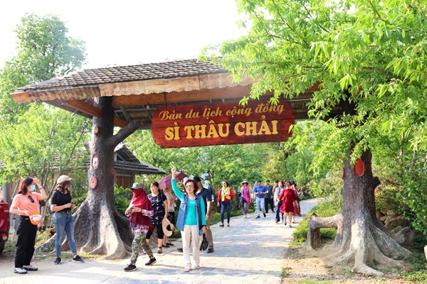 Du lịch nông thôn gắn với xây dựng nông thôn mới: Có nhiều cơ hội phát triển - Anh 1