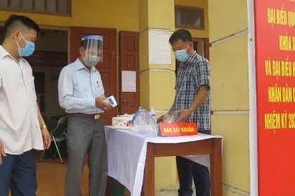 Hà Nội rực rỡ cờ hoa chào đón Ngày hội non sông - Anh 2