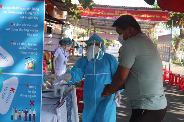 Gần 750.000 cử tri Đà Nẵng đi bầu cử - Anh 5