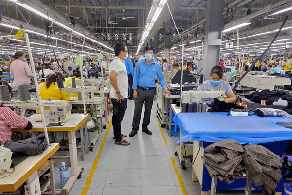 Quảng Nam cho phép một số hoạt động trở lại sau thời gian tạm dừng để phòng, chống dịch Covid-19 - Anh 2