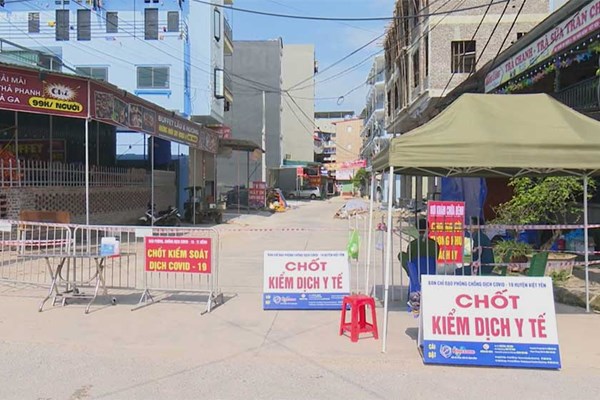 Bắc Giang: Phát hiện hơn 300 người mắc Covid-19, Bộ Y tế chỉ đạo 