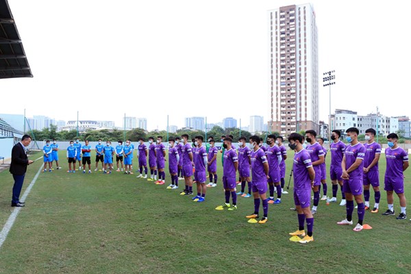 Chủ tịch nước gửi thư động viên đội tuyển VN  trước vòng loại World Cup 2022 - Anh 1