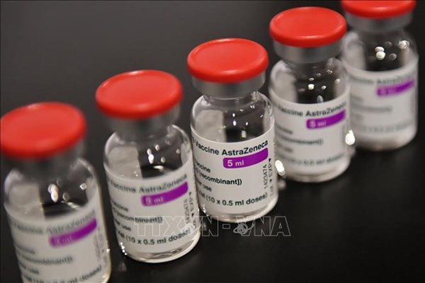 Xã hội hoá vắcxin - Anh 1