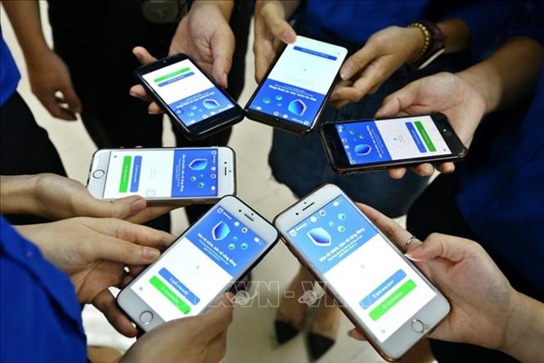 Ứng dụng công nghệ thông tin vào phòng, chống dịch COVID-19 - Anh 1