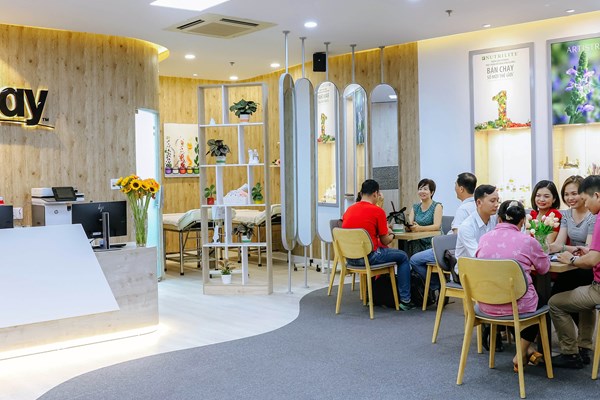 Amway tiếp tục dẫn đầu thế giới về ngành bán hàng trực tiếp - Anh 1