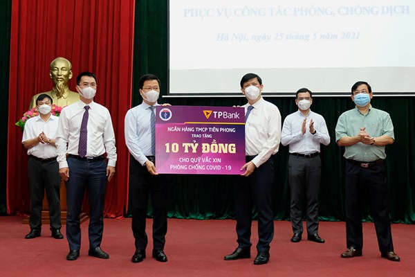 Thành lập Quỹ vắc xin phòng Covid-19 - Anh 1