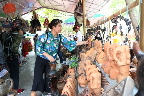 Ninh Thuận phát triển du lịch, thích ứng với tình hình dịch bệnh - Anh 1