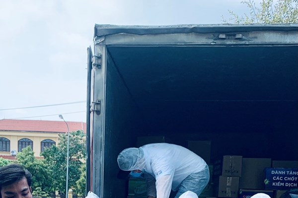 Nghệ sĩ chung tay chống dịch covid-19: Xin đừng ngần ngại,hãy lên đường... - Anh 2