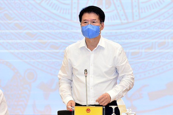 Chính phủ nỗ lực để có đủ vắcxin tiêm phòng Covid-19 cho người dân - Anh 1