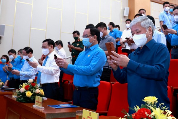 Những tin nhắn nghĩa tình vì vắc xin phòng Covid-19 cho toàn dân - Anh 3