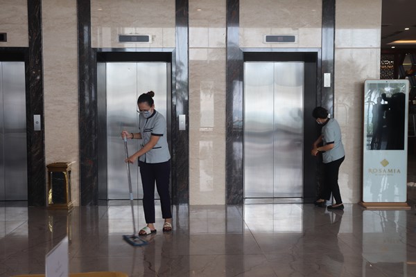 Đà Nẵng: Kiểm tra công tác phòng chống dịch các khách sạn, cơ sở kinh doanh du lịch - Anh 1