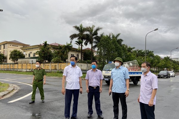 Hà Tĩnh phát hiện 2 ca bệnh dương tính với SARS - CoV-2 - Anh 1