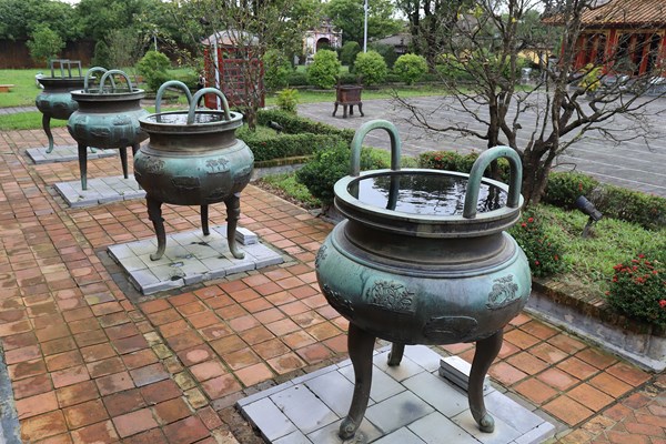 Hoàn thành hồ sơ di sản tư liệu thế giới cho bảo vật quốc gia Cửu đỉnh - Anh 1