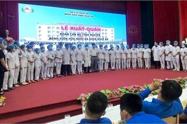 Thành phố Hà Tĩnh sau 1 ngày thực hiện giãn cách xã hội - Anh 8