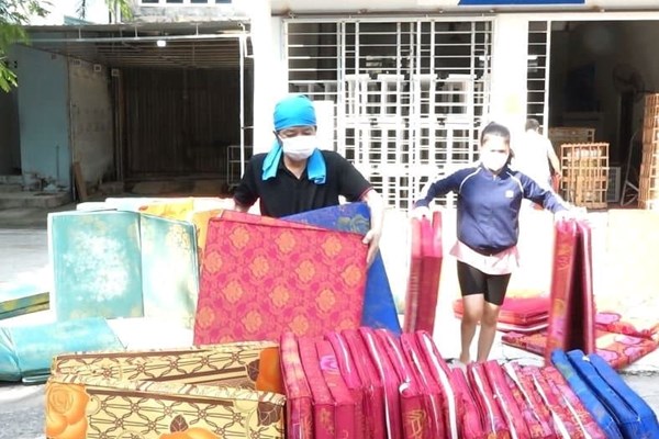 Chuyên gia người Nhật năng nổ hỗ trợ nhân viên y tế phòng, chống dịch - Anh 1