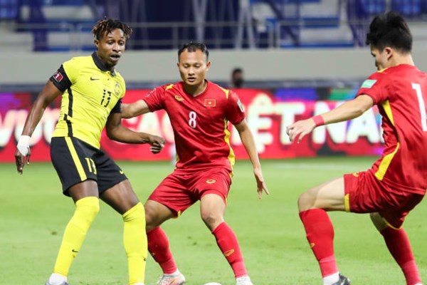 “Các cầu thủ Việt Nam đã chiến đấu kiên cường đến giây phút cuối cùng” - Anh 1