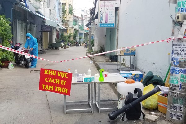 TP.HCM giãn cách xã hội theo Chỉ thị 15 đến hết tháng 6 - Anh 2