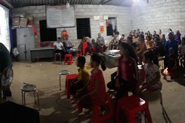 Những người “vác phim” xuyên bản - Anh 2