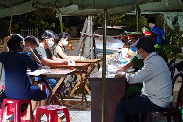 Quảng Nam tái lập các chốt chặn tại địa bàn giáp ranh với Đà Nẵng - Anh 1
