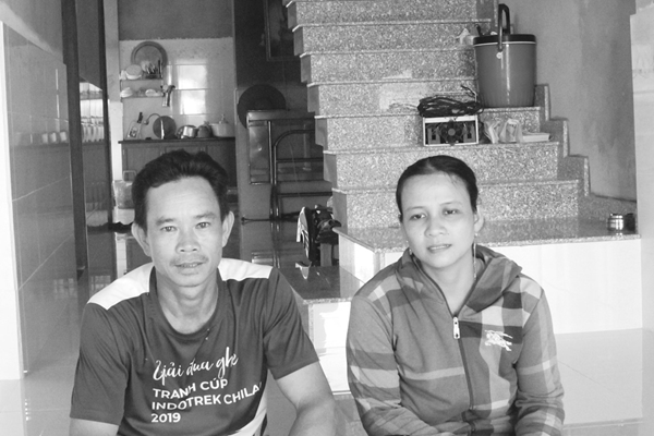 Giấc mơ “lên bờ” ​​​​​​​của người dân vạn đò cuối cùng trên sông Hương - Anh 2
