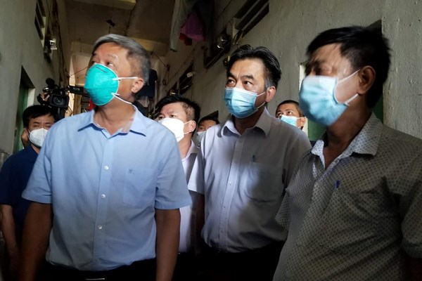 Siết chặt hơn nữa giãn cách xã hội theo Chỉ thị 16 tại Bình Dương - Anh 1