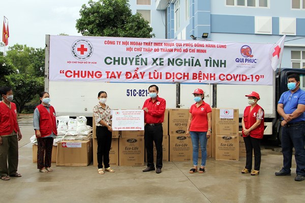 Nhiều mô hình nghĩa tình lan tỏa trong mùa dịch - Anh 1