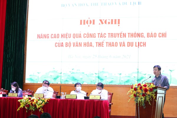 Nâng cao hiệu quả công tác truyền thông, báo chí của Bộ VHTTDL: Chuyên nghiệp, nhân văn và hiện đại - Anh 6