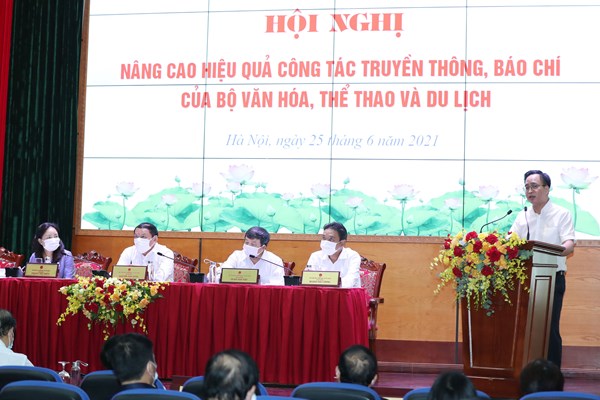 Nâng cao hiệu quả công tác truyền thông, báo chí của Bộ VHTTDL: Chuyên nghiệp, nhân văn và hiện đại - Anh 5