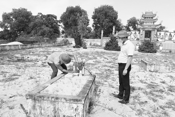 Hồi âm bài viết “Hoang lạnh phần mộ sĩ phu yêu nước Nguyễn Phạm Tuân”:  Sẽ tiến hành khảo sát, lập hồ sơ di tích phần mộ - Anh 1