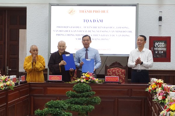 Phát huy giá trị nhân văn của Phật giáo gắn với giáo dục truyền thống văn hóa Huế - Anh 1