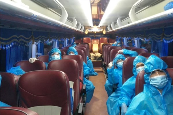 TP.HCM: Huy động 200 xe khách chuyên dụng vận chuyển người bệnh Covid-19 - Anh 3