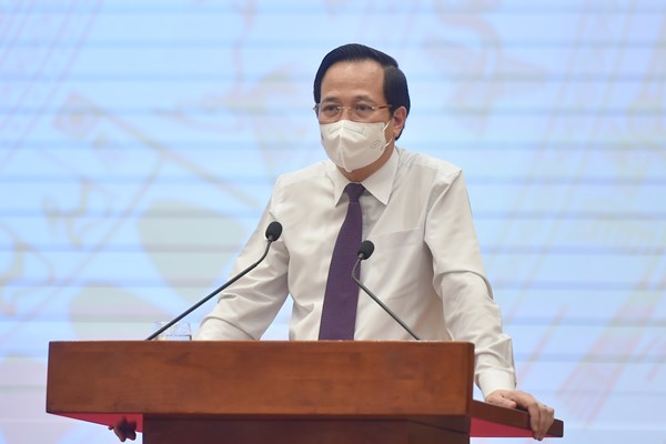 Hỗ trợ cho nghệ sĩ và hướng dẫn viên du lịch bị ảnh hưởng do dịch Covid-19 - Anh 1