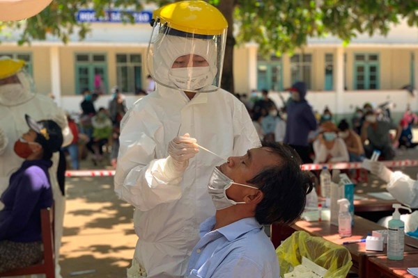 Quảng Ngãi: 5 địa phương giãn cách xã hội theo Chỉ thị 16 từ 0h ngày 8.7 - Anh 1