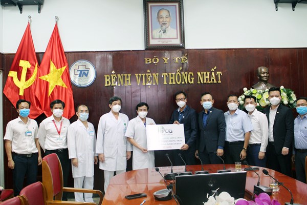 Bamboo Capital trao 2 tỉ đồng ủng hộ phòng, chống dịch tại Bệnh viện Thống Nhất - Anh 2
