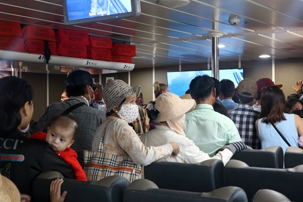 Kiên Giang: Áp dụng các biện pháp khẩn cấp phòng, chống Covid-19 - Anh 2