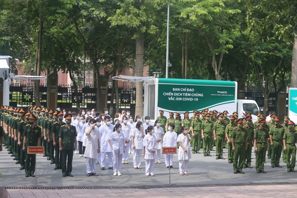 Thủ tướng phát động chiến dịch tiêm chủng lớn nhất lịch sử - Anh 2