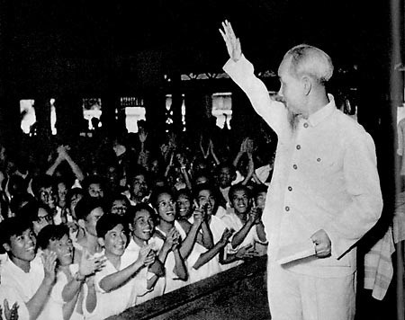 Phát triển văn hóa, con người là một hành trình sáng tạo - Anh 1