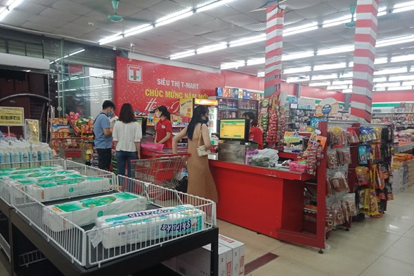 Đổ xô tích trữ đồ ăn, hành vi ích kỷ, thiếu văn hóa cộng đồng ? - Anh 2