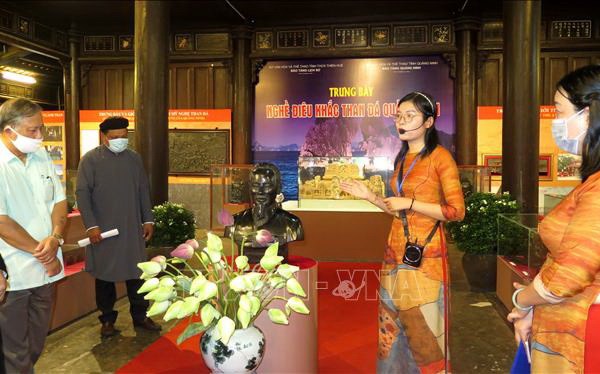 Trưng bày “Nghề điêu khắc than đá Quảng Ninh” ở TP Huế - Anh 1