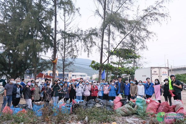 Giới trẻ Đà Nẵng “Mỗi ngày một hành động xanh” - Anh 3