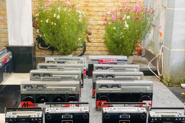 Bộ sưu tầm 500 đài cassette của người mê… âm thanh cũ - Anh 3