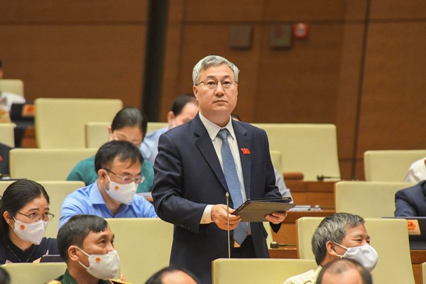 Kỳ họp Quốc hội: Cần nhiều giải pháp căn cơ để thúc đẩy phát triển kinh tế - xã hội 6 tháng cuối năm - Anh 4